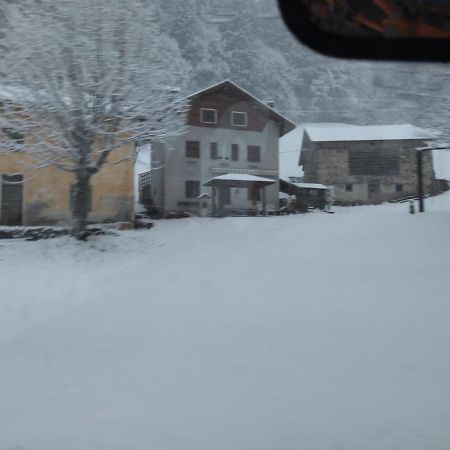 B&B Pra' Dei Cervi Telve Buitenkant foto