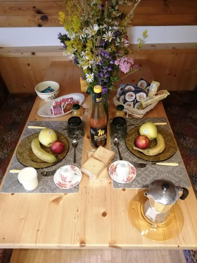 B&B Pra' Dei Cervi Telve Buitenkant foto